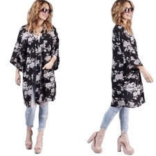 Spiritual Gangster kimono bohemian pockets one size black white floral