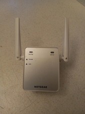 NETGEAR WiFi RangeExtender EX2700 N300 Wireless Signal Booster Repeater FREE S/H