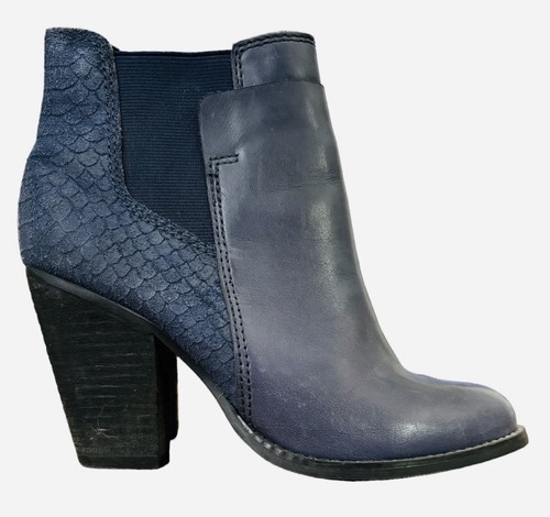 Aldo 3” Heel 100% Lthr W Snkskn Elastic Side Slip On Booties WMN 6 Navy Western - Picture 2 of 14