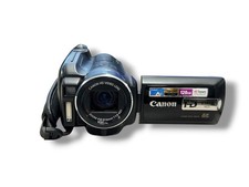 Canon VIXIA HG21 High Definition Camcorder Black 120GB w/Accessories