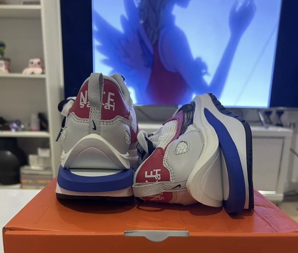 SACAI X NIKE NUOVO DI ZECCA! Taglia UK 6 Nike VaporWaffle x Sacai Sail 2020
