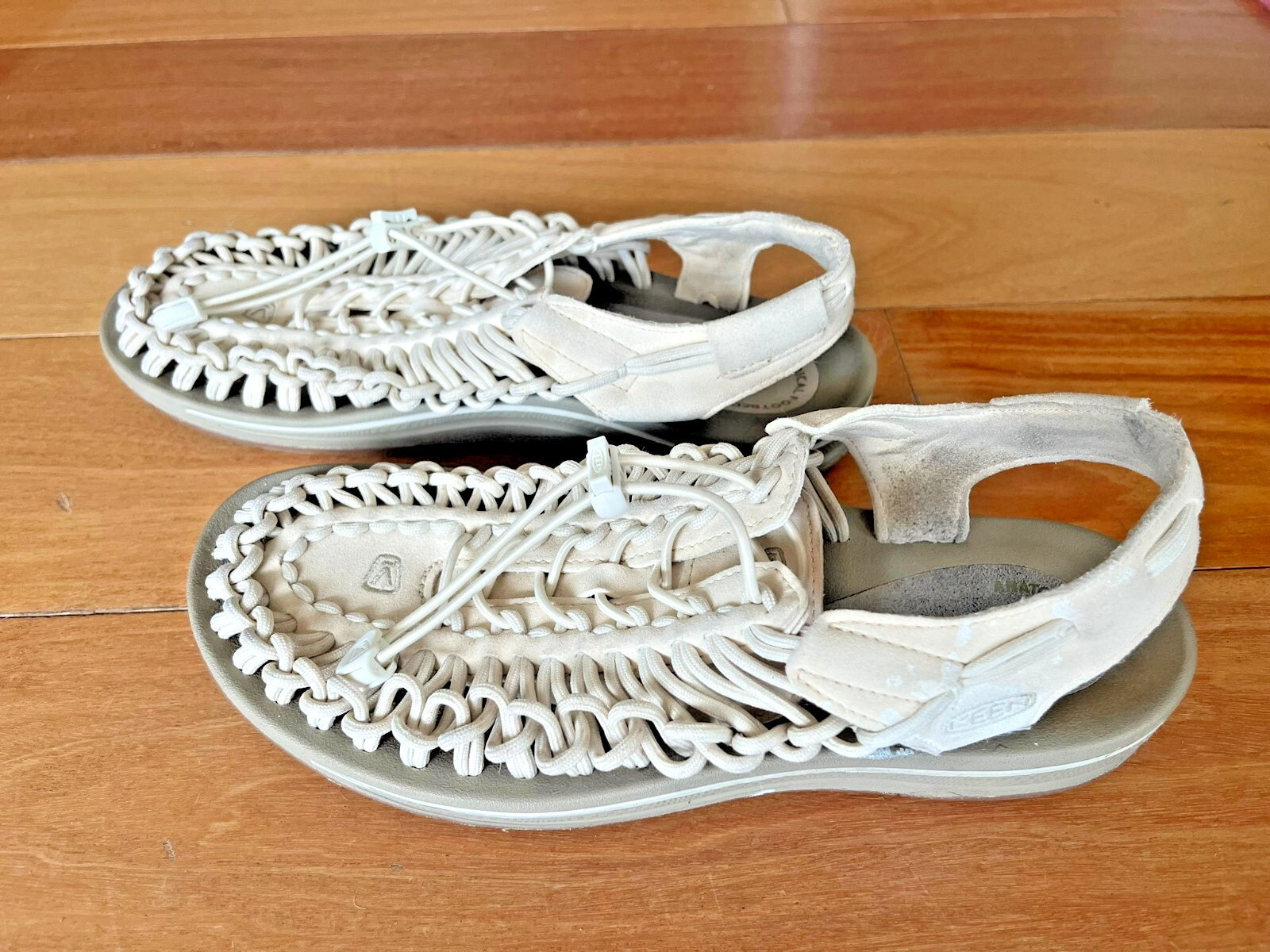 Keen sandali donna UNEEK tessuto bianco scarpe paracord misura 9 5 *LEGGI*