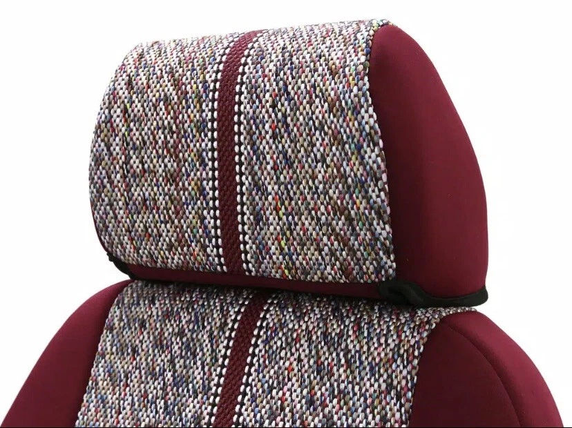 Cubiertas de asiento de manta de sillín de fila trasera personalizadas Coverking Wine Chrysler 300 Foto 3 de 4