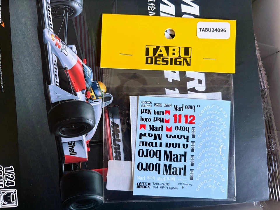 Meng CS-007 McLaren MP4/4 1988 plus Tabu Design 24096 1/24 - Bild 2 von 3