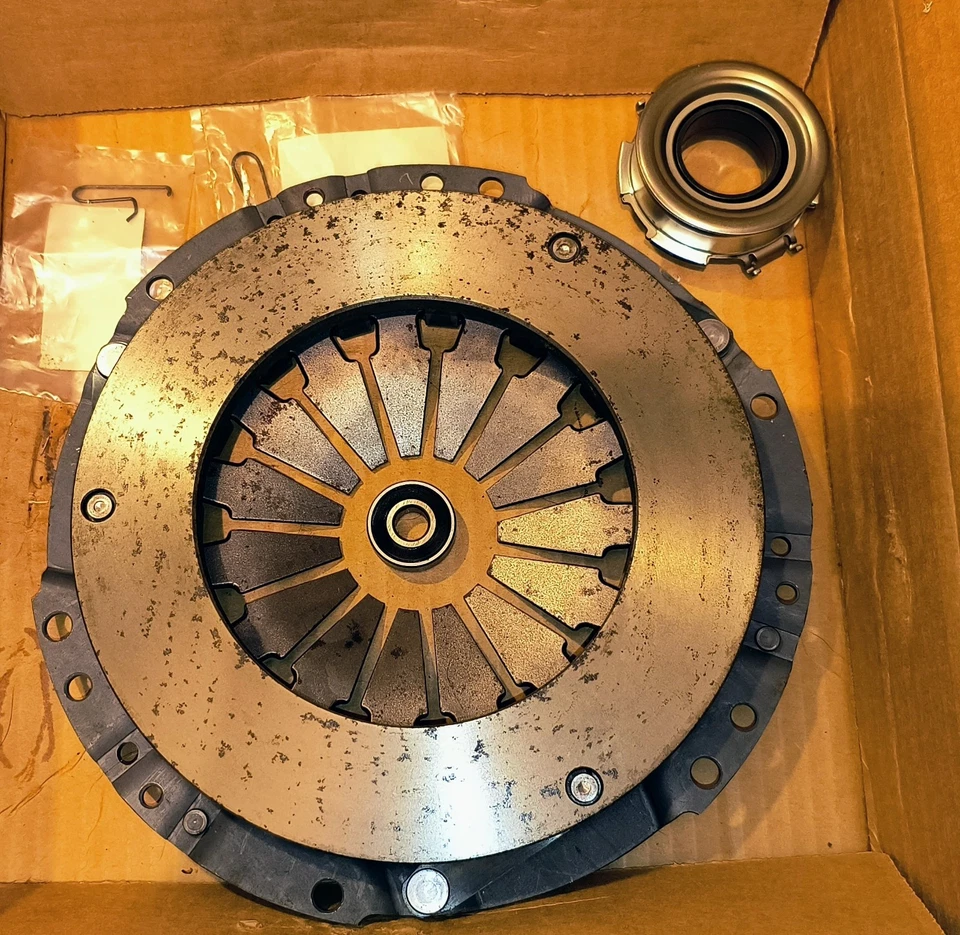 Subaru GL AP Clutch Kit For Dual Range 5 Speed 4 WD 24 Spline 1985-89 - Image 2 of 4