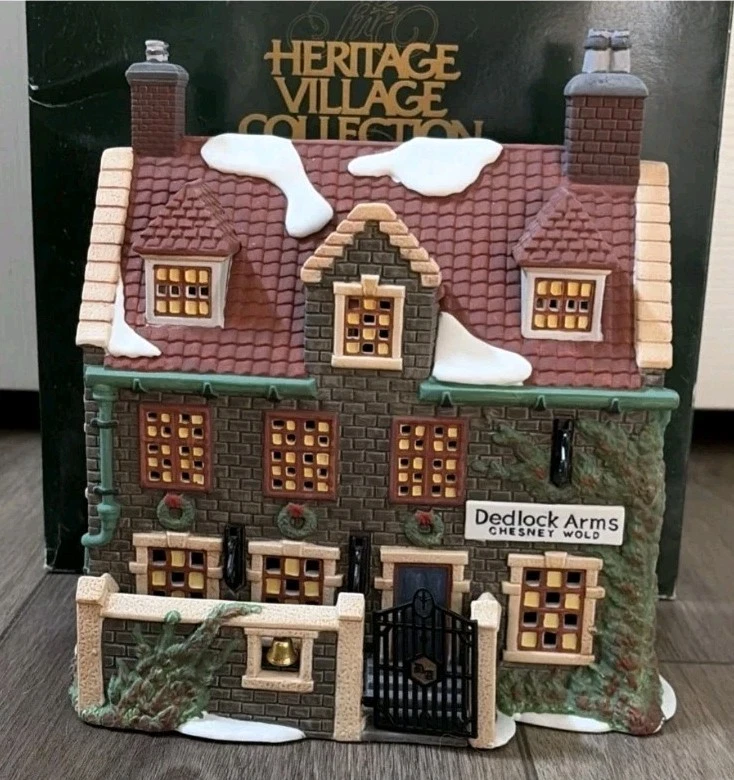 25+ Department 56 Heritage Village Collectible Villages & Houses
