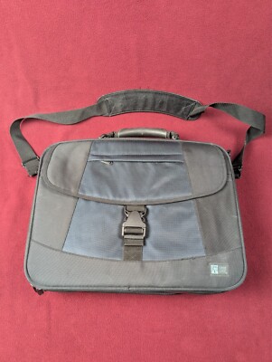 Case Logic laptop bag storage carry shoulder briefcase