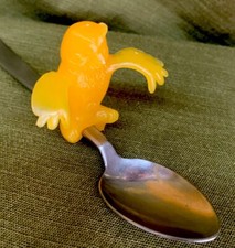 Vintage Cereal Box Winnie the Pooh Spoon Sitter Orange Owl Nabisco Cereal Prize