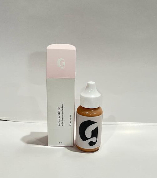 Black Friday Sale Glossier Perfecting Skin Tint G10 (LIGHT MEDIUM