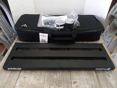 Pedaltrain Metro 24 SC 24''x8'' Pedalboard with Soft Case