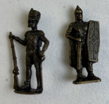 VTG  Lot of 2 Metal Kinder Surprise Figurine Napoleon's Soldiers