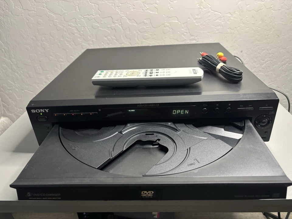 Reproductor cambiador de discos Sony DVP-NC600 CD DVD 5 probado con control remoto Foto 4 de 4