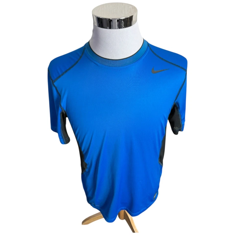 Camiseta deportiva Nike Pro Combat Dri-Fit para hombre talla mediana M azul negra Foto 3 de 4