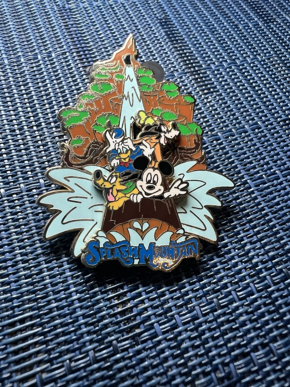 Disney Splash Mountain Slider Pin Mickey Goofy Pluto Donald 2002 Pin