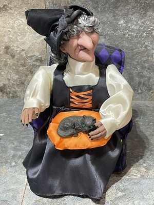 Gemmy Industries 1995 Halloween Factory WITCH PETTING HER CAT Animated w/Sound