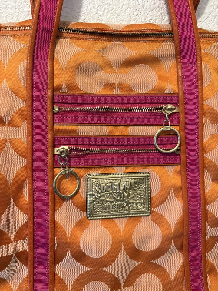 Bolsa tote Coach Poppy coleção fúcsia e caqui - Imagem 3 de 4