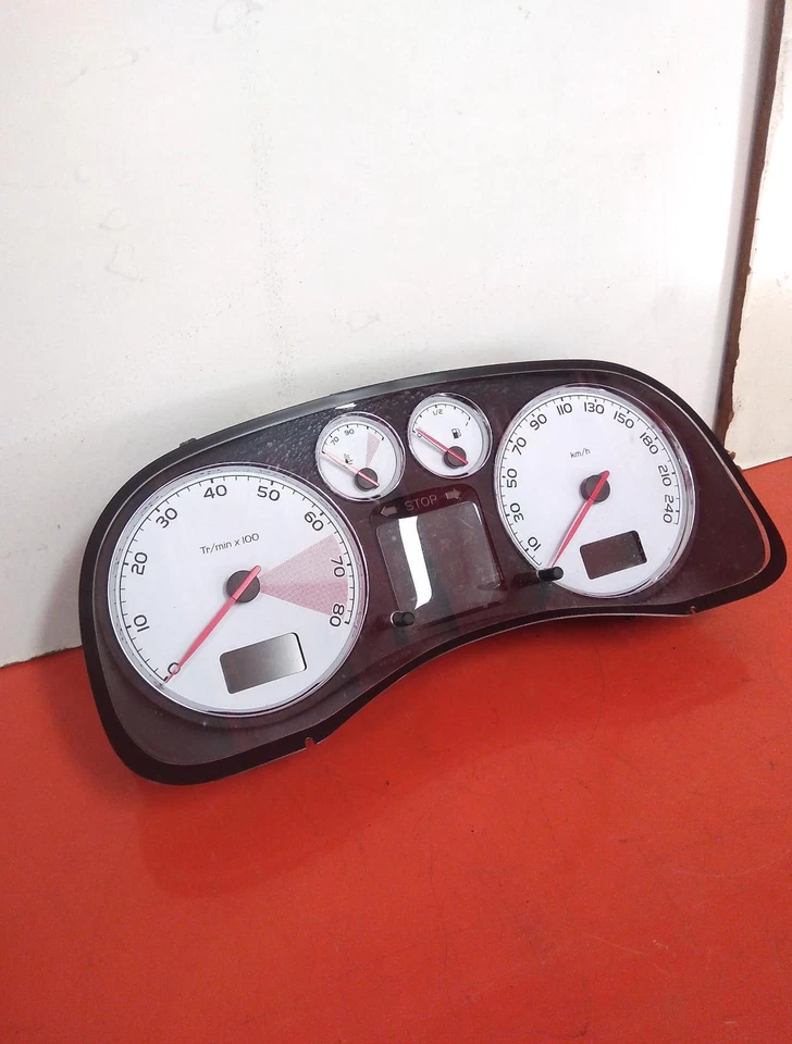 CUADRO DE INSTRUMENTOS PEUGEOT 307, VIN#...3CNFUF, 12/01-12/09 Foto 2 de 4