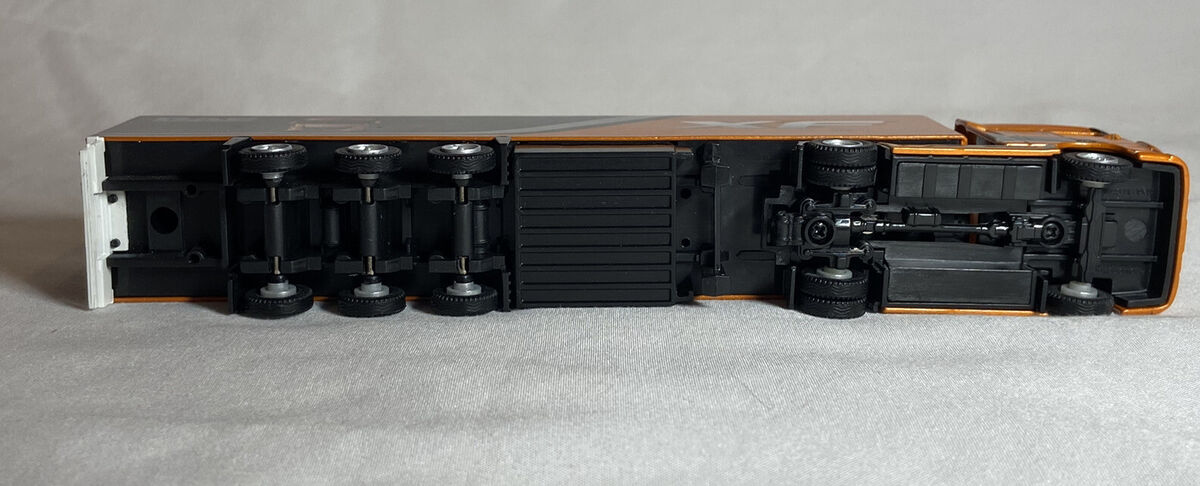 DAF XF SSC 4x2 Box Trailer 3 axle, WSI Truck Model 08-1131 DAF XF SSC 4x2 Box Trailer 3 axle, WSI Truck Model 08-1131