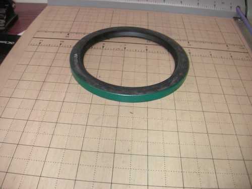 Chicago Rawhide 39922 Seal 4" x 4.999" x .375" - Picture 3 of 3