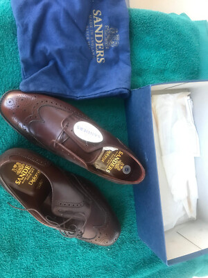 New Sanders Made in England  Wingtip Shoes 10D with Box and bag