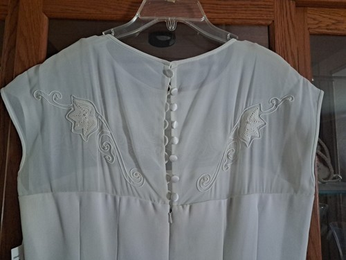 Donna Morgan Ivory Wedding Dress. Size 12. NWT - Picture 5 of 5