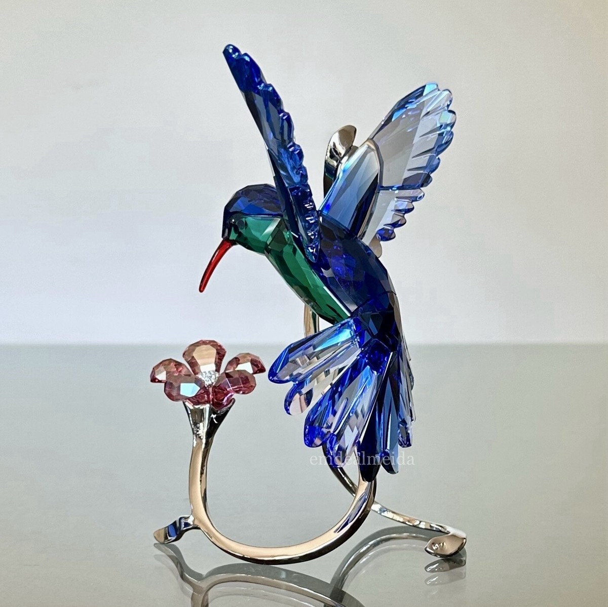 Swarovski クリスタル 鳥と花の置物　新品未使用品 Swarovski Crystal Paradise Birds Hummingbird With Rose Flower