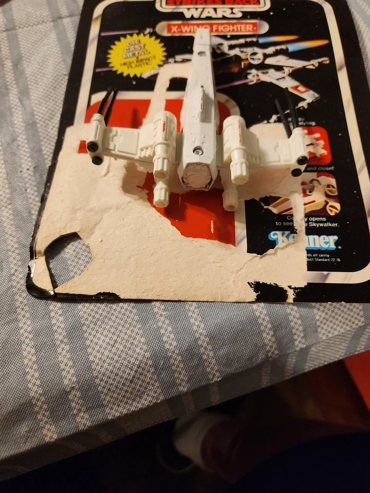 VINTAGE STAR WARS ESB DIECAST X WING FIGHTER With Card - Image 4 of 4