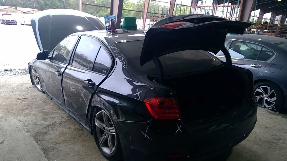 Rear View Mirror With Garage Door Opener Fits 13-16 BMW 320i 5207607 - Image 4 of 4