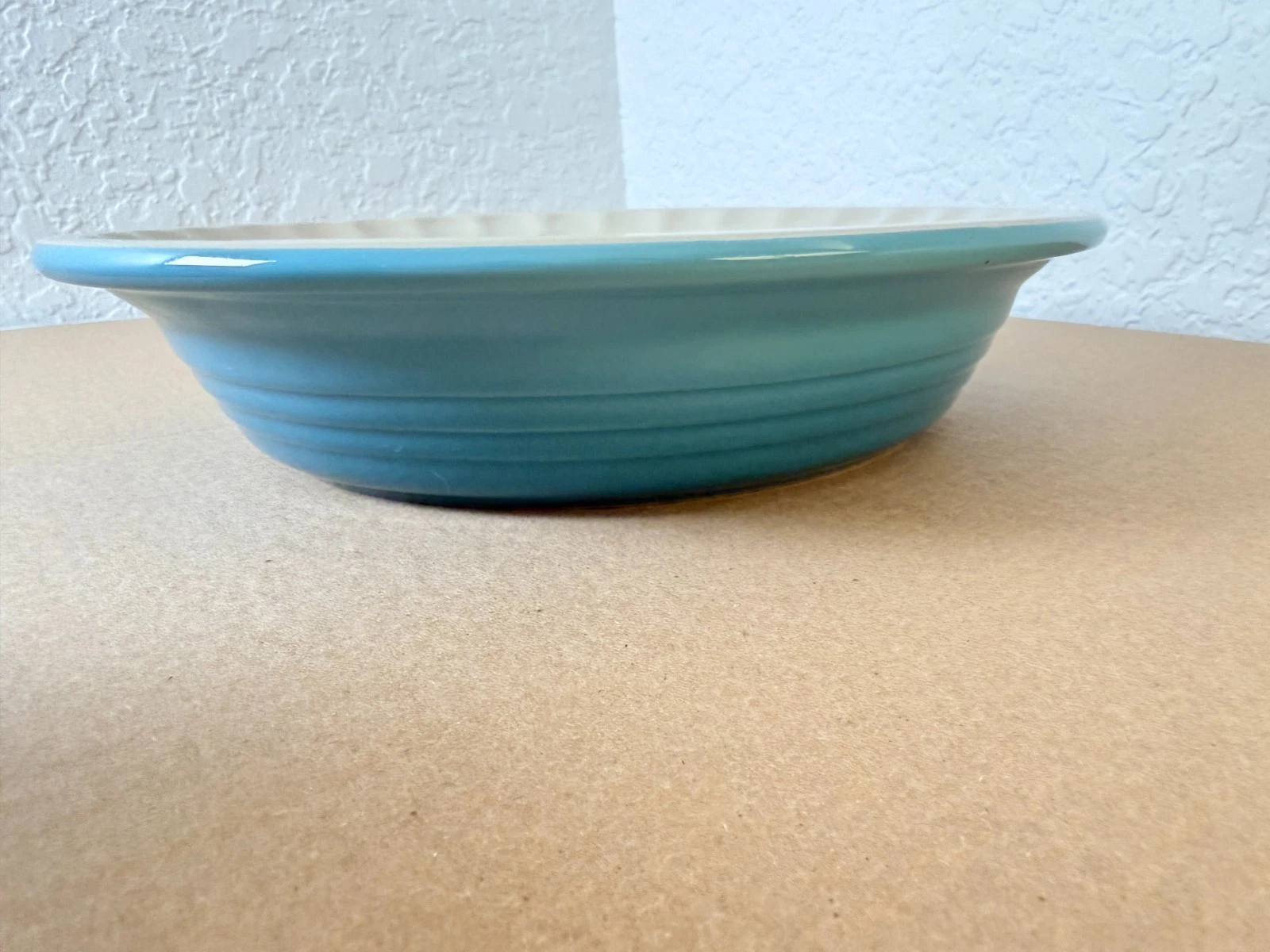 Le Creuset Caribbean Blue 10.5" Stoneware Pie Dish Plate
Opens in a new window or tab