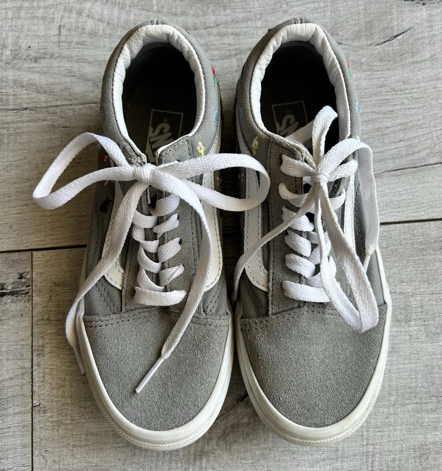 Scarpe stringate VANS ricamate fiori e api grigie taglia 2