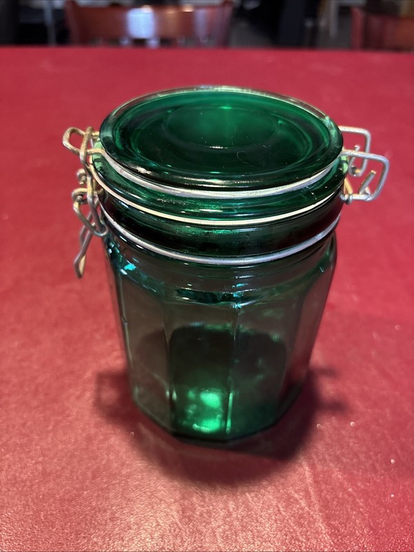 Vintage Emerald Green Glass Canister Jar 12 sides 5 3/4 in Wire Bale Closure