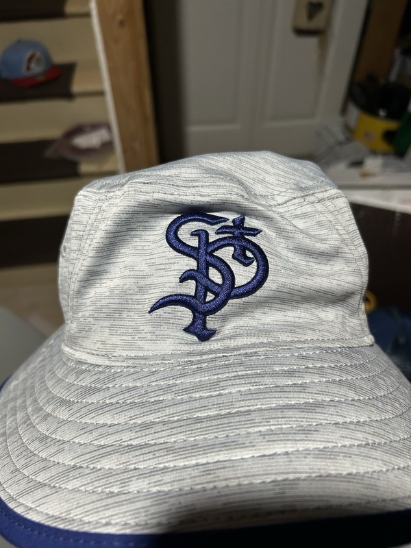 New Era St Paul Saints Clubhouse Bucket  Fishing Hat One Size Fits Most Twins