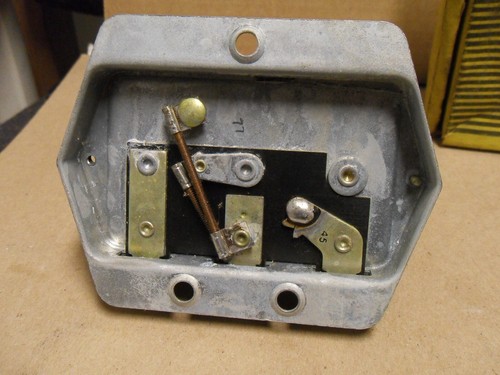 New Voltage Regulator VR321 (1) 1940-1948 Dodge Plymouth 6-Volt Mopar - Picture 6 of 15