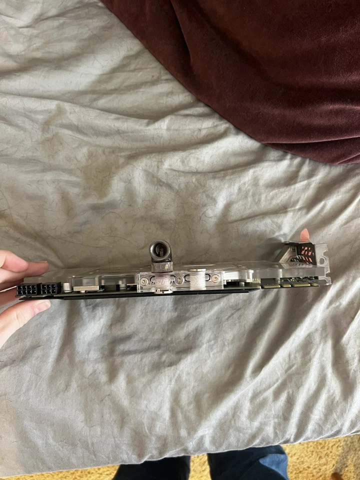 MSI GTX 1080 Seahawk EK X Broken - Image 3 of 4