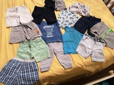 stock vestiti bambino 9-12 e 18 mesi