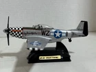 P-51 Mustang Fighter Plane USAF WW2 Diecast  Model Aircraft 1/48 with Stand