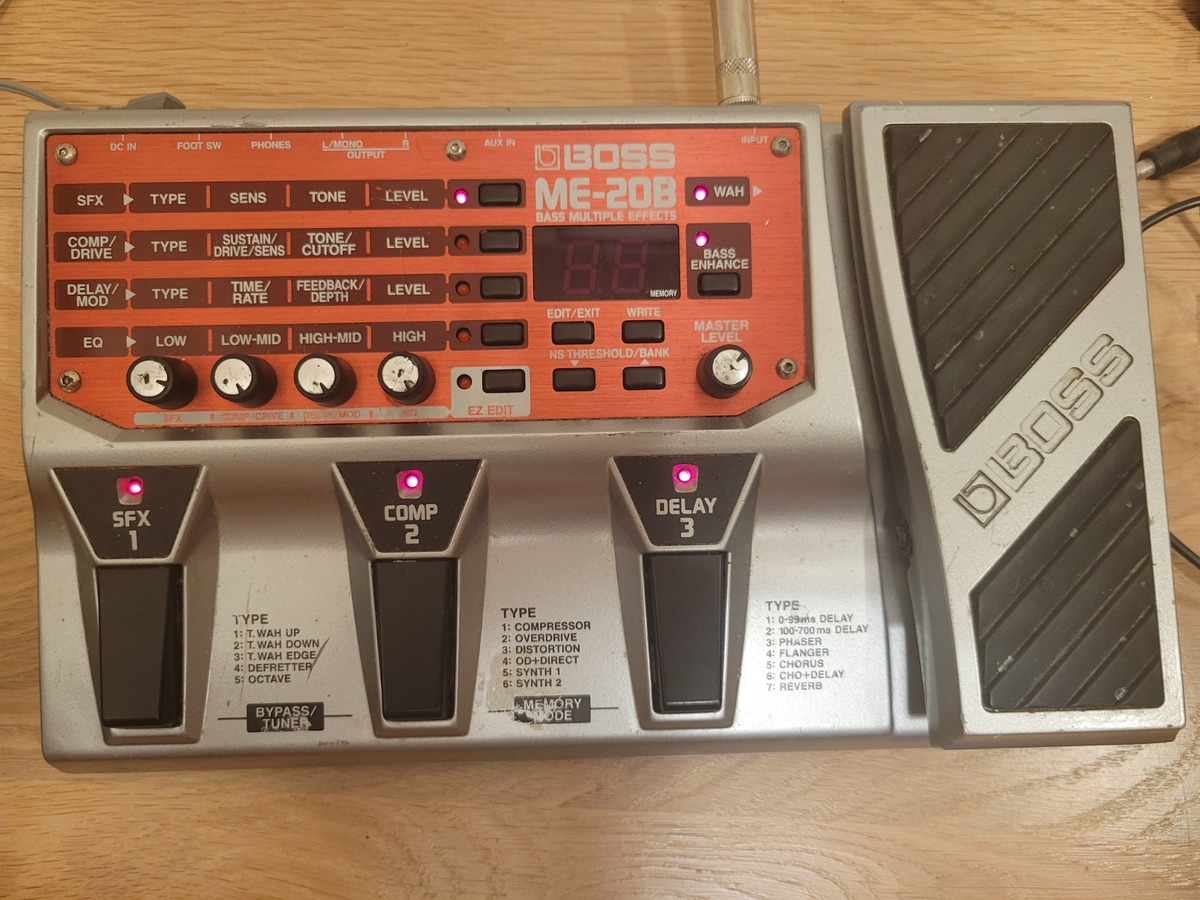 Boss ME-20B Multi-Effects Guitar Effect Pedal for sale