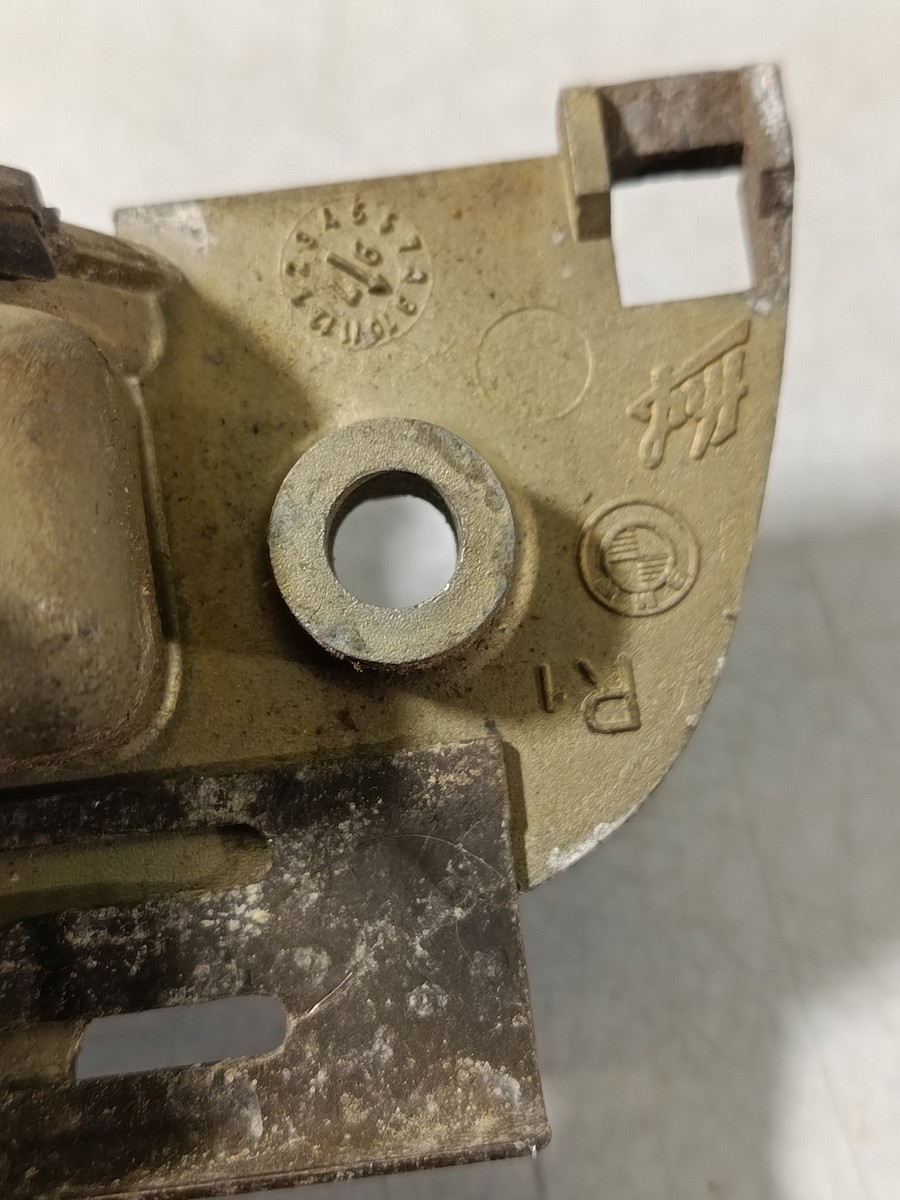 BMW E36 Door Handle Outer Right 51218205294 | Genuine OEM