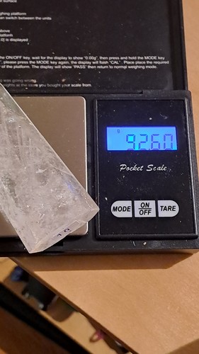 geschliffene Spitze Bergkristall mit Phantomen, 92g,  10/10 - Bild 4 von 15