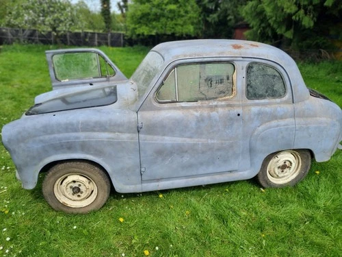 1958 AUSTIN A35 - SPARES/REPAIR  A Lot of body work has all ready been done - Picture 1 of 23