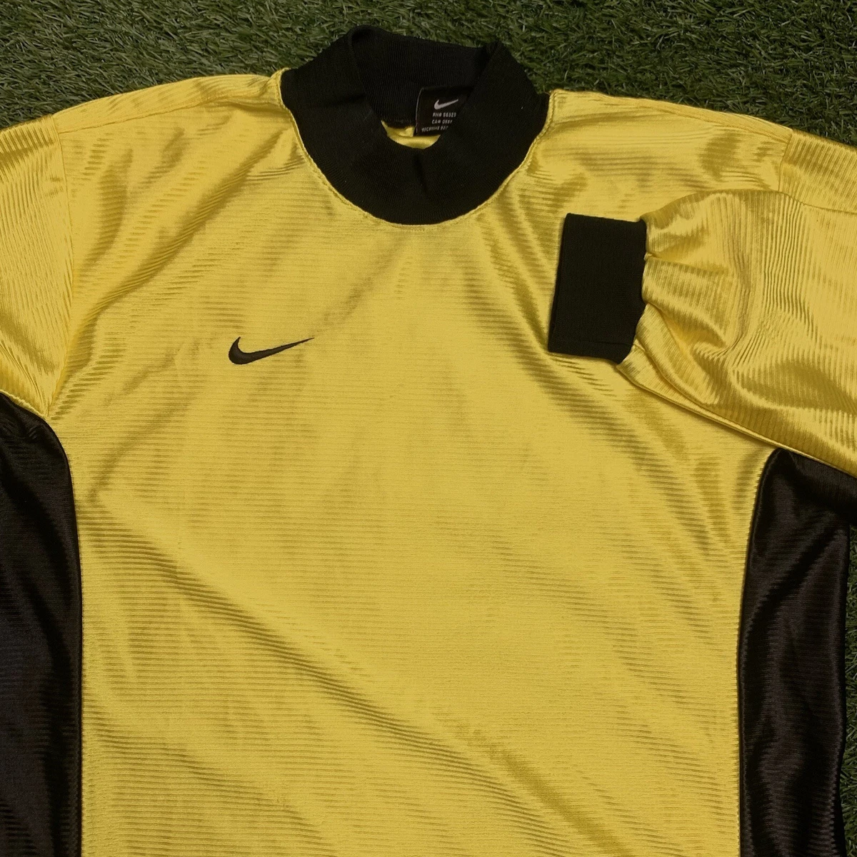 Vintage Nike Jersey Small 00s Y2K Athletic Soccer Kit Yellow Futbol Shirt