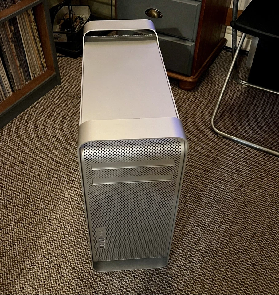 **🍏Apple Mac Pro 5,1 - 12 Core Beast! 64GB RAM- 8GB GPU - macOS Sequoia** - Image 4 of 4