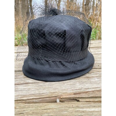 Vintage Womens 1940s Black Bucket Bow Netting Gothic 1940s Black Gothic Straw Velvet Bow | Mercari main image 4