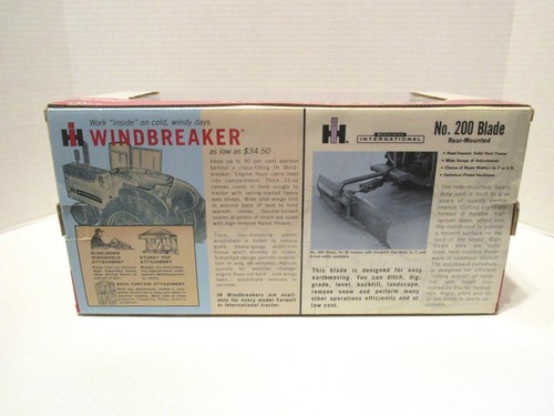 Ertl IH McCormick Farmall 460 Tractor Comfort Cover Blade Chains 1/16 BOX ISSUES - Picture 10 of 12