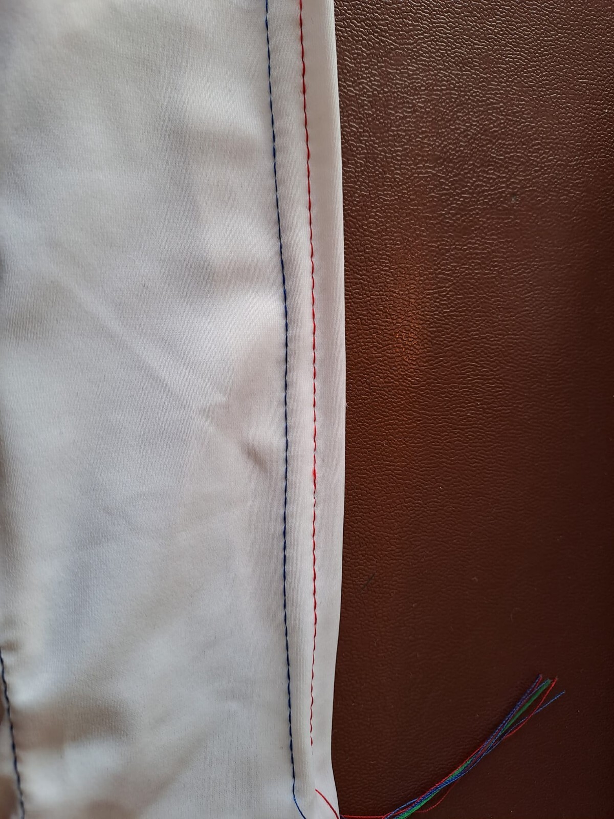 JANOME COVERPRO 1000CPX COVERSTITCH SEWING MACHINE PLUS ADJUSTABLE SEAM