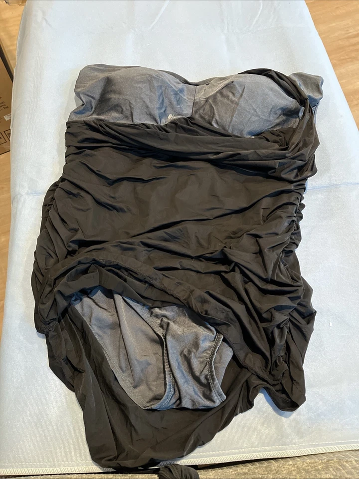 NUEVO CON ETIQUETAS INFINITY BLU ECLIPSE TRAJE DE BAÑO FRUNCIDO DE UN HOMBRO TRAJE DE BAÑO TALLA 20W Foto 4 de 4