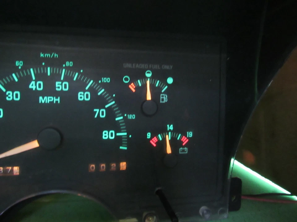 92-93 C/K 卡车 SUBURBAN YUKON 仪器仪表盘 SPEEDO 245k REBUILT 1786 — 第 2/4 张图片