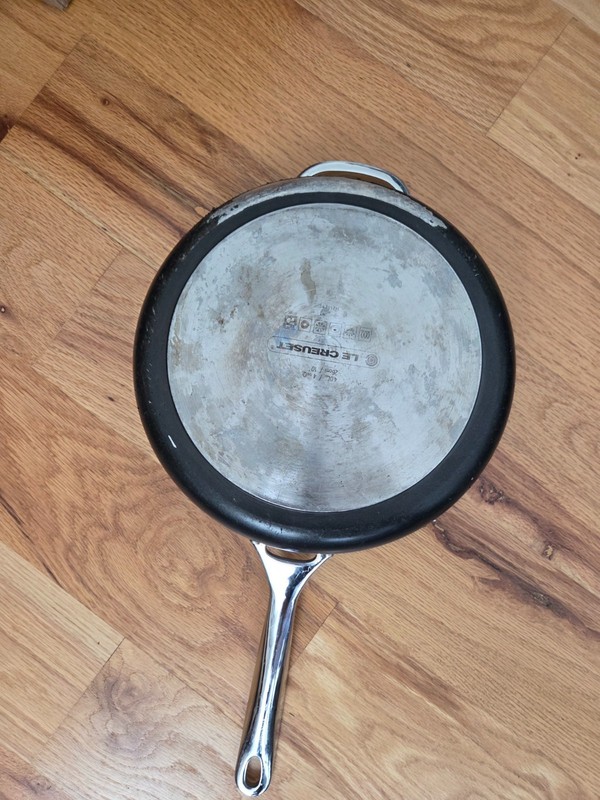 Le Creuset DEEP 3" Skillet Pan 4.25 Qt 10 " 26cm Toughened Nonstick Pro L7