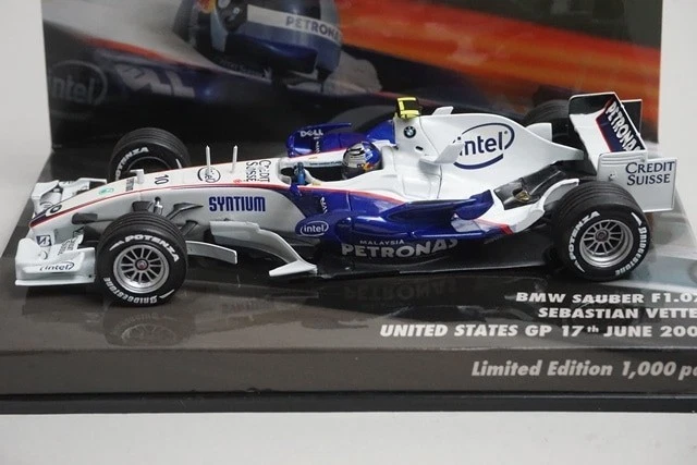 1:43 MINICHAMPS 413070110 BMW Sauber F1.07 US GP 2007 #10 model car - Image 3 of 4