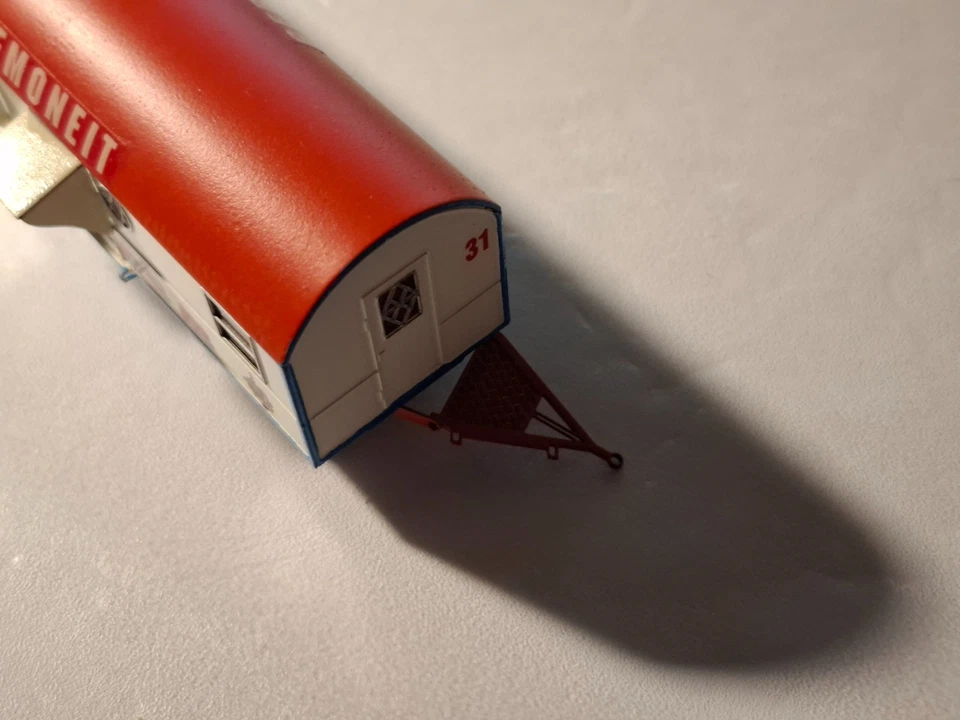 Andre Delvo Circus-Modellbau  - Circus Barum - Gerd Siemoneit  - Wohnwagen lang - Bild 2 von 4